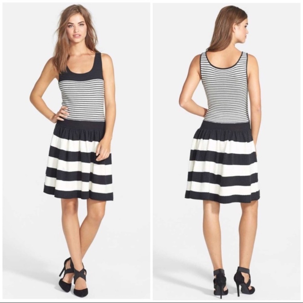 •Jessica Simpson Lylee Black & White Striped Sleeveless XS Dress #Gy